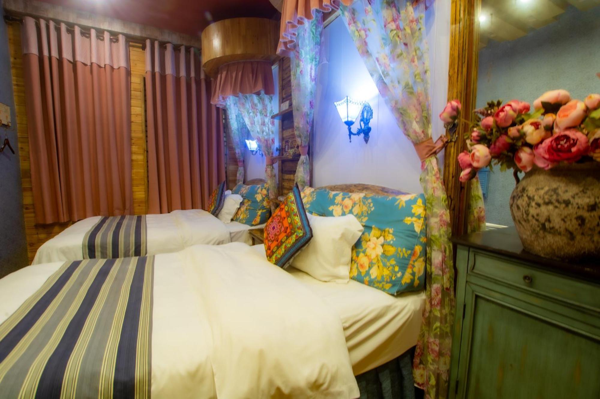 Floral Hotel - Baihui Living Чжанцзяцзе Экстерьер фото