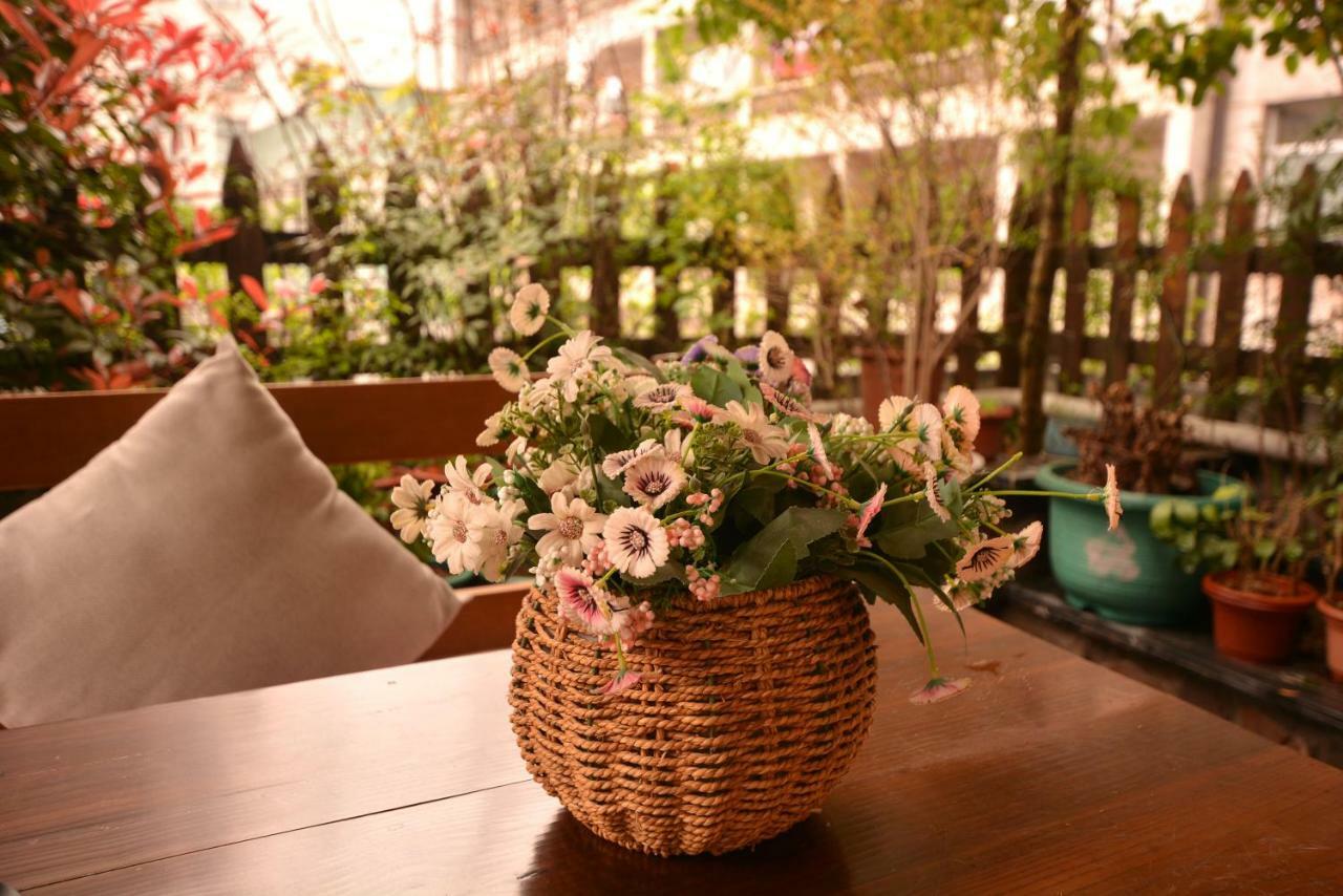 Floral Hotel - Baihui Living Чжанцзяцзе Экстерьер фото